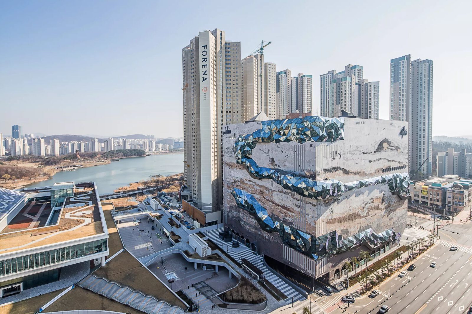 Archisearch OMA-Designed Galleria Department Store Completes in South Korea