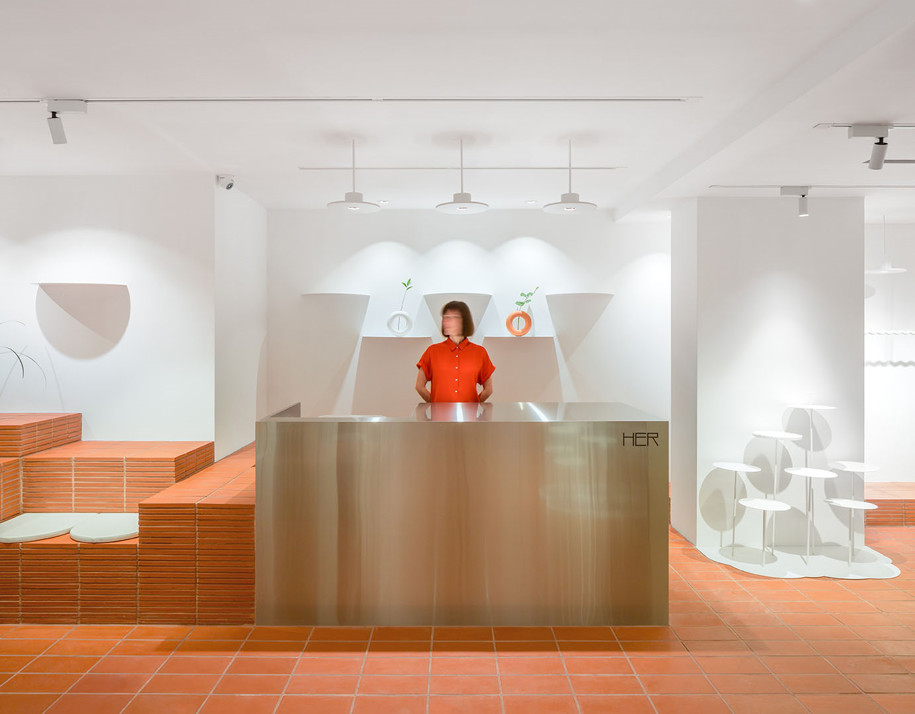 Archisearch CLAP studio creates HER, a shopping experience inspired by Mars in Hong Kong