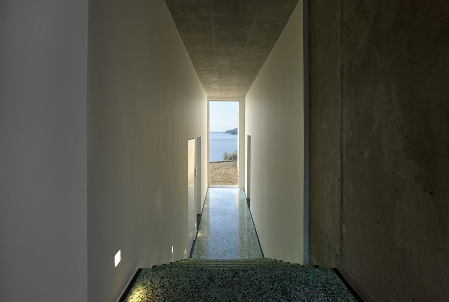 House in Achladies, Lydia Xynogala, Skiathos, retaining walls, marble, plaster render, coastal home, Greece, vacation house, Yiorgis Yerolymbos, sew view