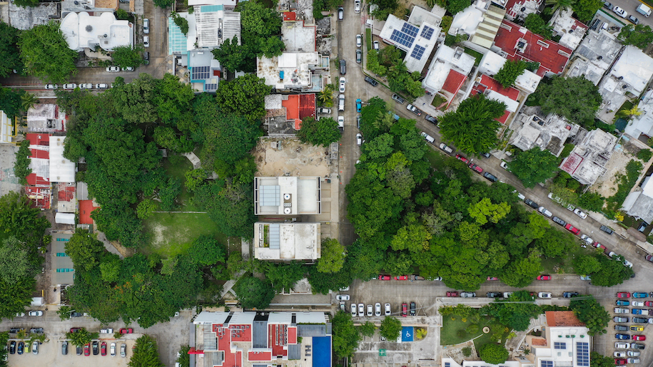 Archisearch Kiltro Polaris created Huachinango 36 collective housing in Cancún, Mexico