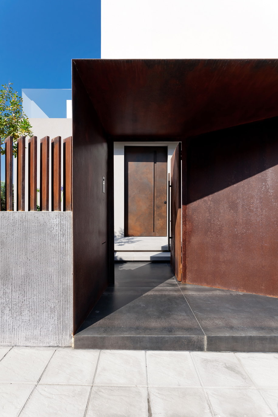 Archisearch Frame House στην Πάτρα | από το γραφείο Façade