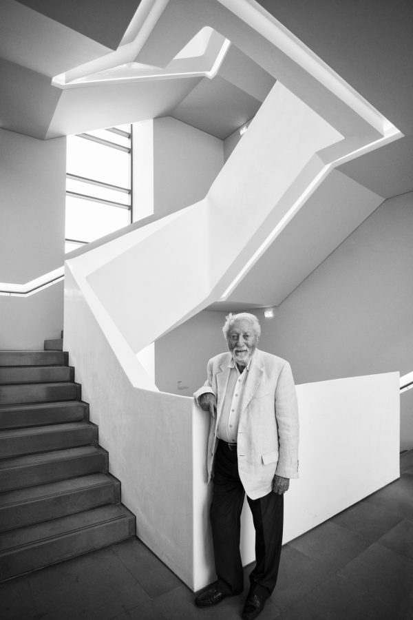 Archisearch - Ιωάννης Βικέλας - ΕΣΩ 2020 |  Βραβείο Συνολικής Προσφοράς Archisearch