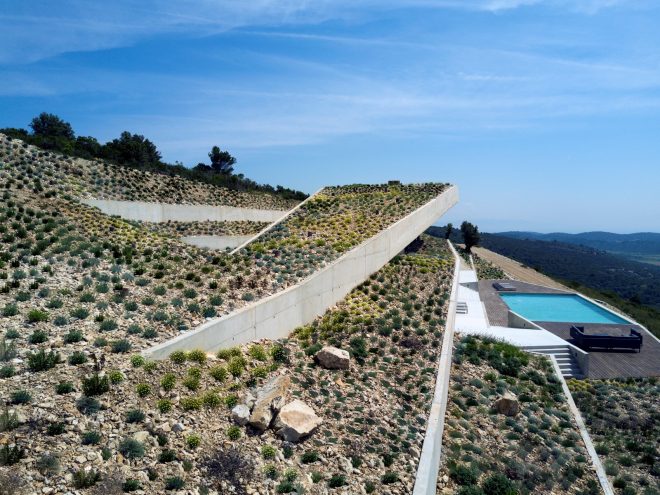 Archisearch - Issa Megaron by proarh reinterprets the ancient stone drywalls