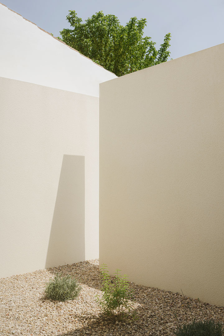 Archisearch Nursery School in Aguas Nuevas | by Iterare Arquitectos