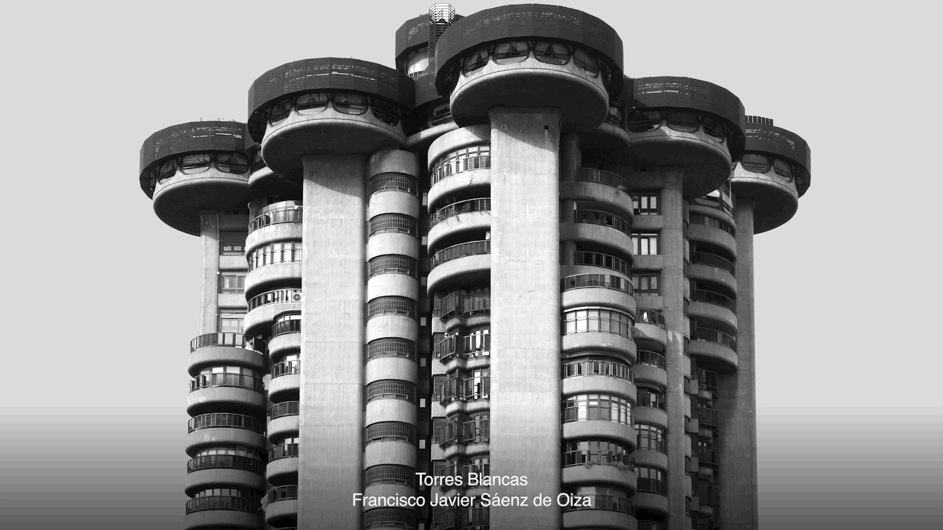 Archisearch Μπορεί το σκυρόδεμα να παράξει νέα μνημειακότητα; | Μία συζήτηση με τον Χριστόφορο Βούλγαρη στο πλαίσιο της ΕΣΩ 2026