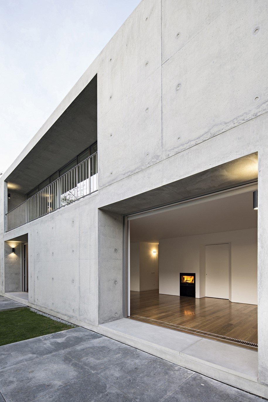 CASA NO PORTO, joão Vieira de Campos, HOUSE IN SERRALVES, Portugal, 2017, SERRALVES