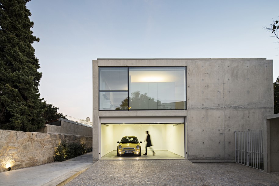 CASA NO PORTO, joão Vieira de Campos, HOUSE IN SERRALVES, Portugal, 2017, SERRALVES