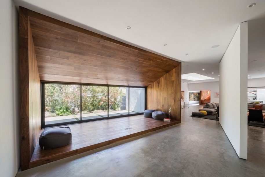 Archisearch Dan Brunn Redesigned an Artist's Residence in LA Originally Designed by Frank Gehry