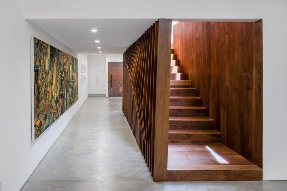 Archisearch Dan Brunn Redesigned an Artist's Residence in LA Originally Designed by Frank Gehry
