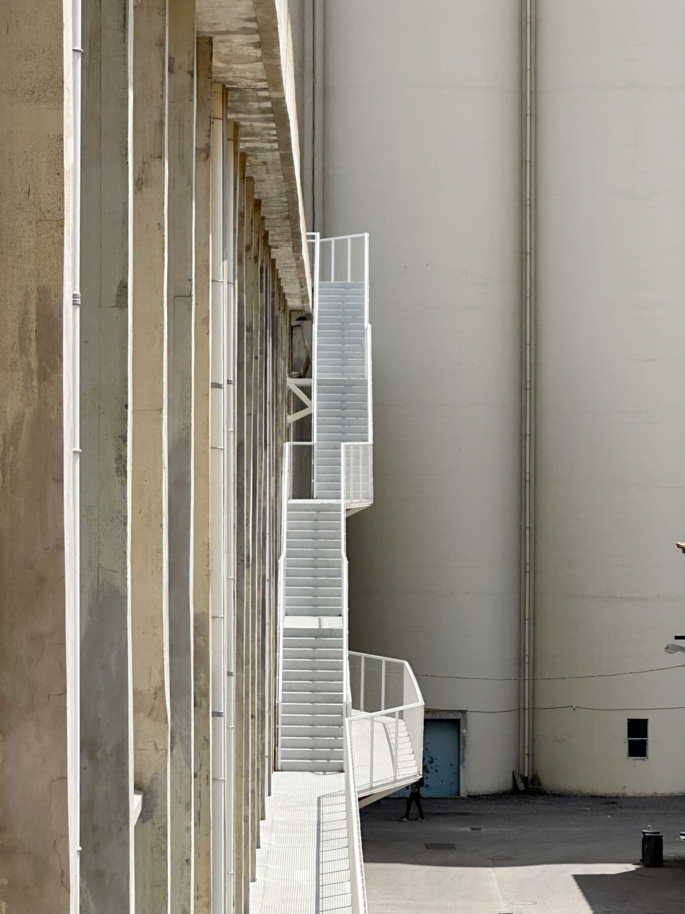 Photo by Julian Breinersdorfer