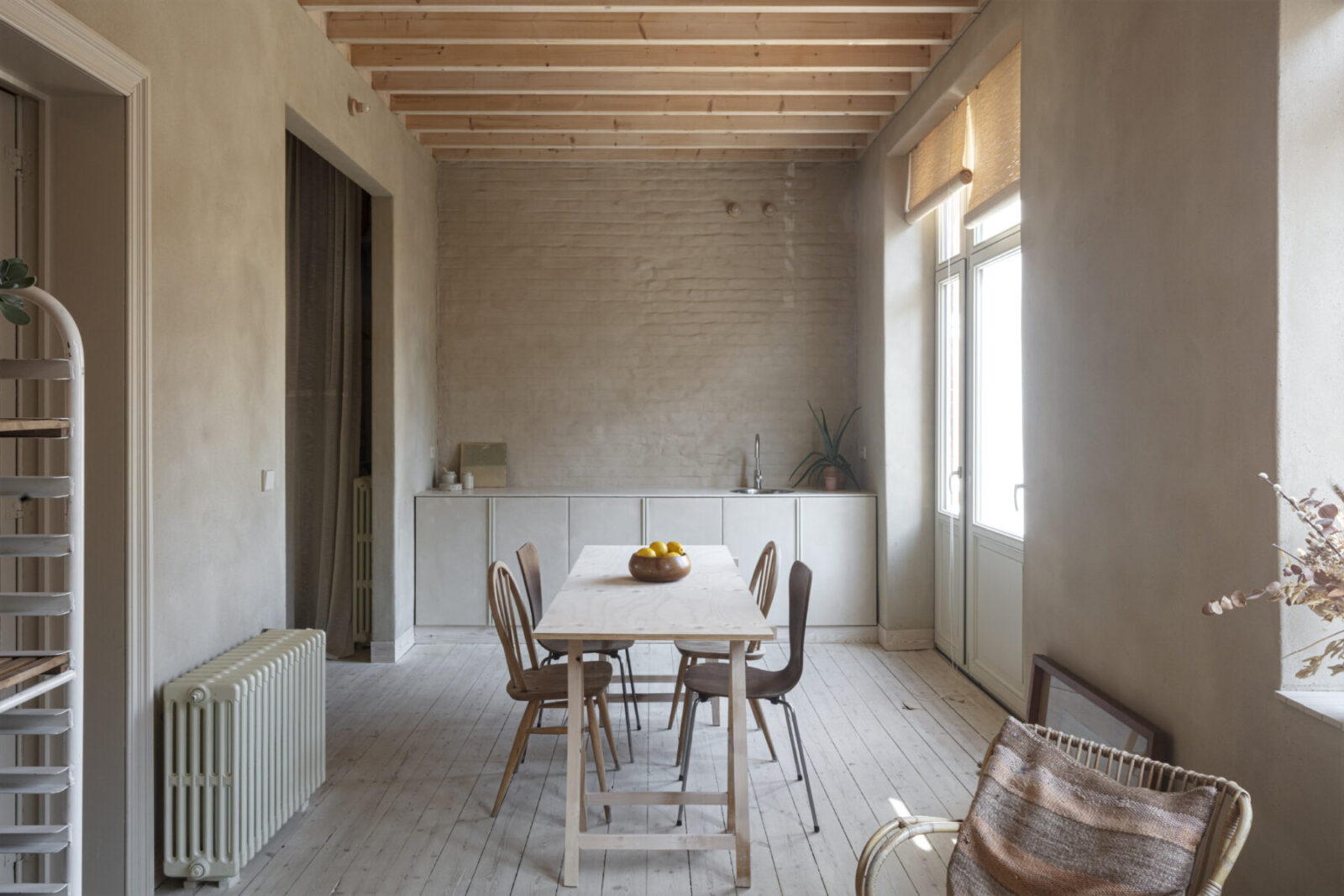 Archisearch KARPER ! Renovation of a House with Rooftop Extension in Brussels | by Hé! architects