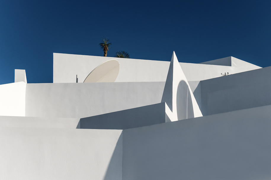 Archisearch Saint Hotel in Oia, Santorini by Kapsimalis Architects