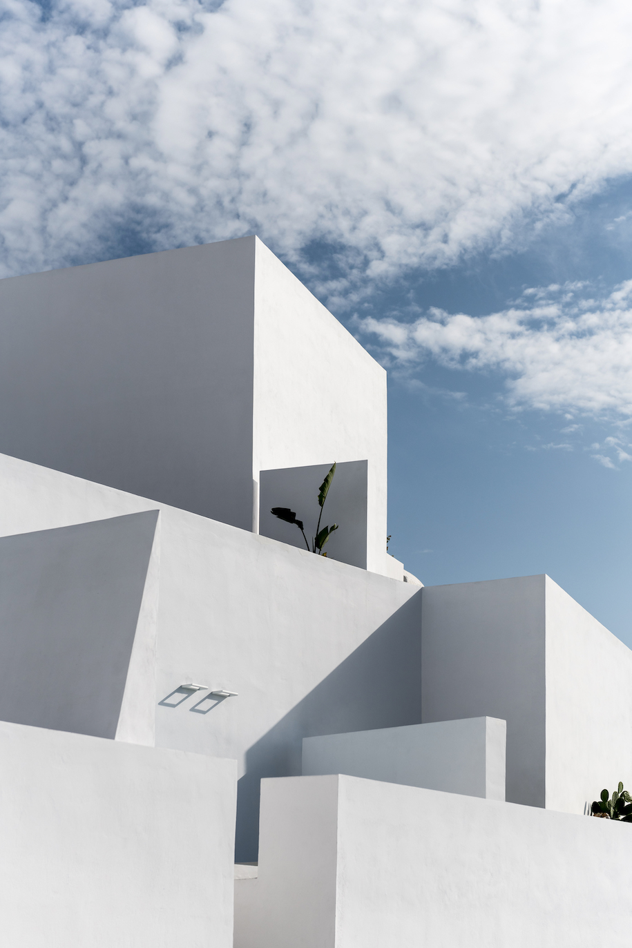 Archisearch Saint Hotel in Oia, Santorini by Kapsimalis Architects