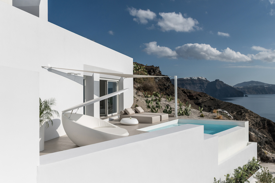 Archisearch Saint Hotel in Oia, Santorini by Kapsimalis Architects