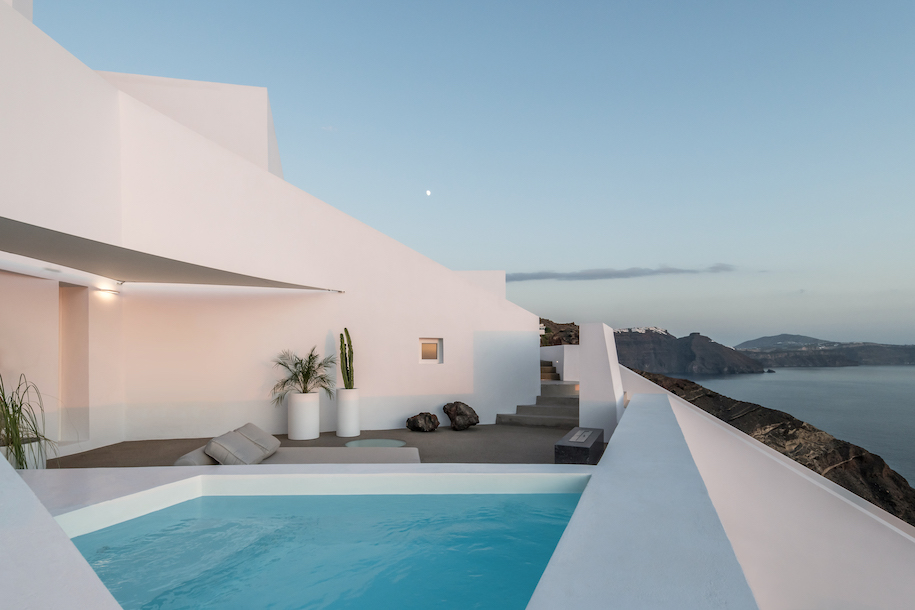 Archisearch Saint Hotel in Oia, Santorini by Kapsimalis Architects