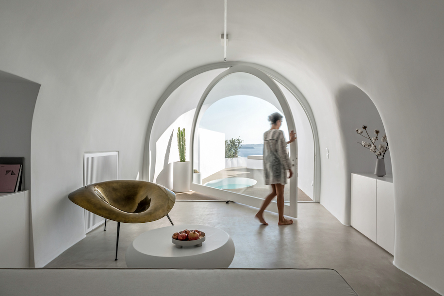 Archisearch Saint Hotel in Oia, Santorini by Kapsimalis Architects