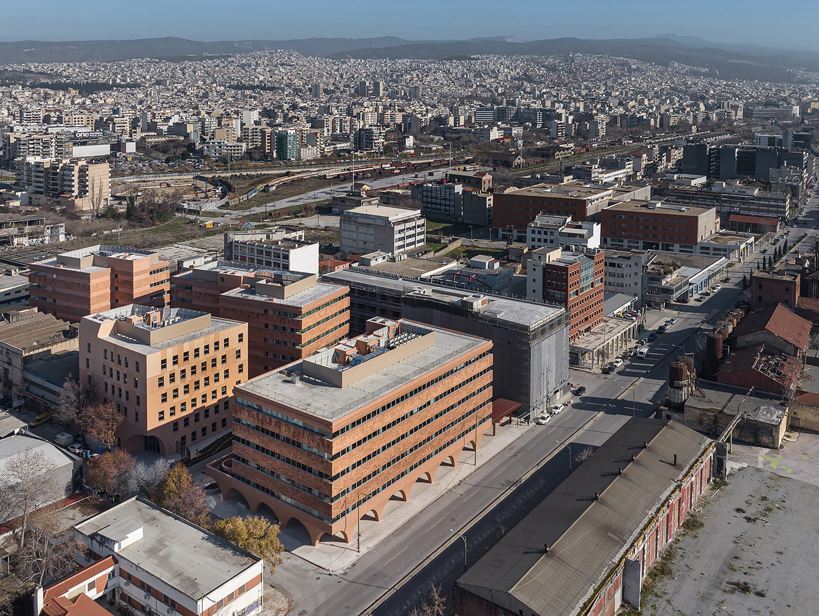 Archisearch Το γραφείο Divercity κέρδισε Βραβείο για το συγκρότημα γραφείων HUB26 στη Θεσσαλονίκη στα GRAIL Awards 2026.