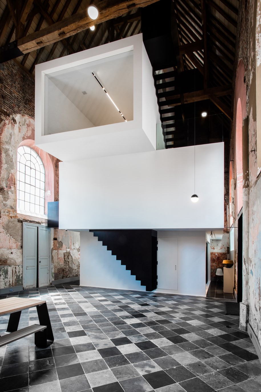 Klaarchitectuur, architecture office, Belgium, Chapel 'De Waterhond', The Waterdog, renovation