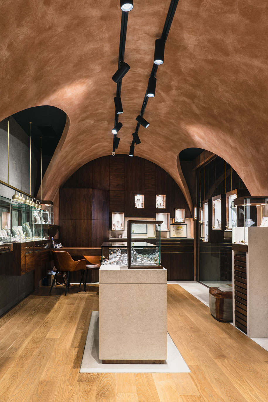Archisearch LMARIS jewelry shop in Blue Palace Hotel | ENTOPOS ARCHITECTS