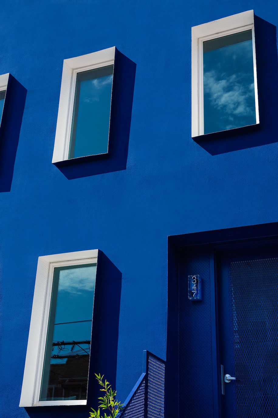 Archisearch LOT designed The Blue Building private townhouse located in Brooklyn