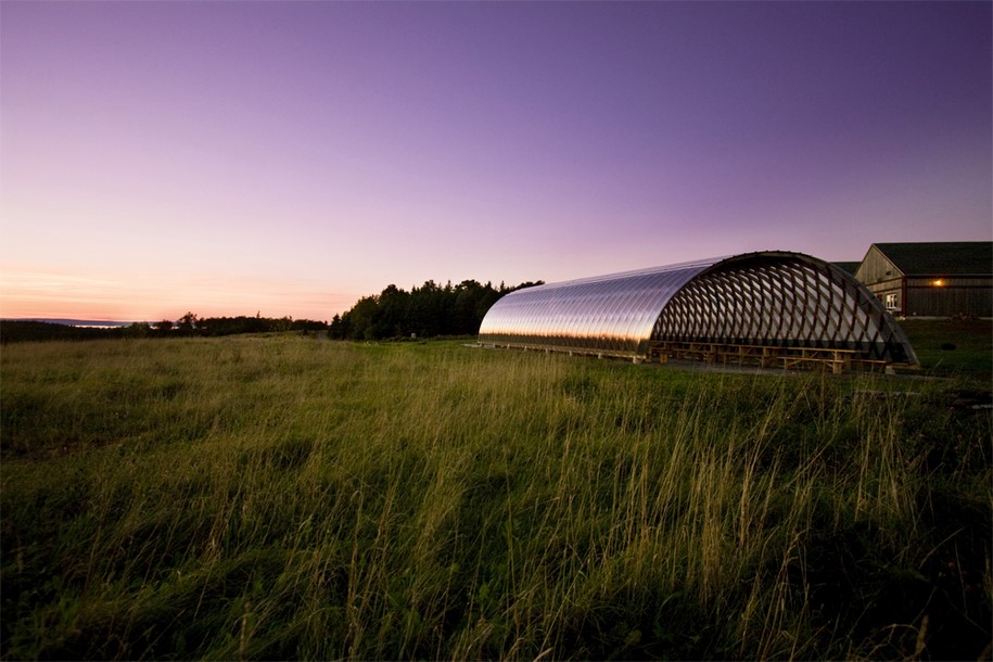 Archisearch Lamella Dining Hall is a theatrical and dramatic space that sits lightly on the landscape / Studio North