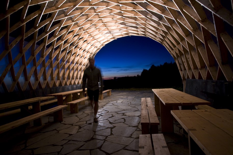 Archisearch Lamella Dining Hall is a theatrical and dramatic space that sits lightly on the landscape / Studio North