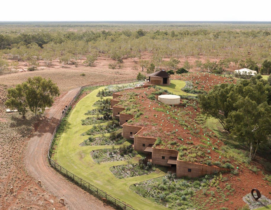 The Great Wall of WA, Luigi Rosselli architects, Australia, rammed earth,  naturally cooled, nature, architecture, landscape, earth formations, cemetery, residences, chapel