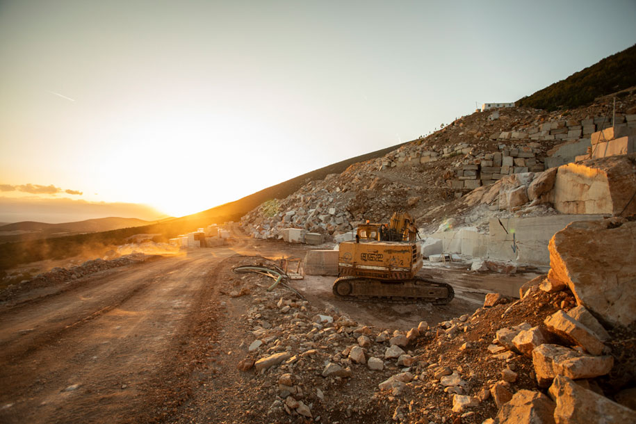 Archisearch Man on the Moon: Architects' weekend at the Didima quarry of Marmyk Iliopoulos