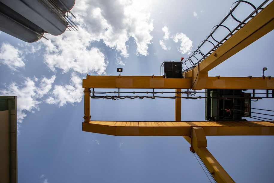 Archisearch Man on the Moon: Architects' weekend at the Didima quarry of Marmyk Iliopoulos