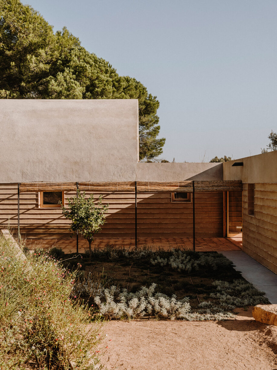 Archisearch Casa Ter: a family house in Baix Empordà, Spain by MESURA