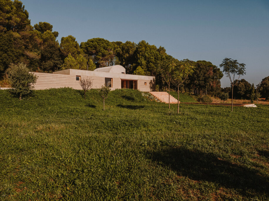 Archisearch Casa Ter: a family house in Baix Empordà, Spain by MESURA