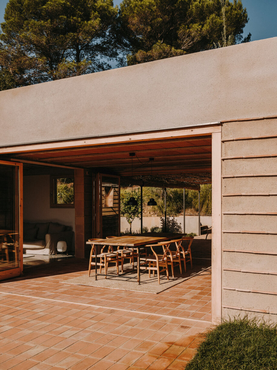 Archisearch Casa Ter: a family house in Baix Empordà, Spain by MESURA