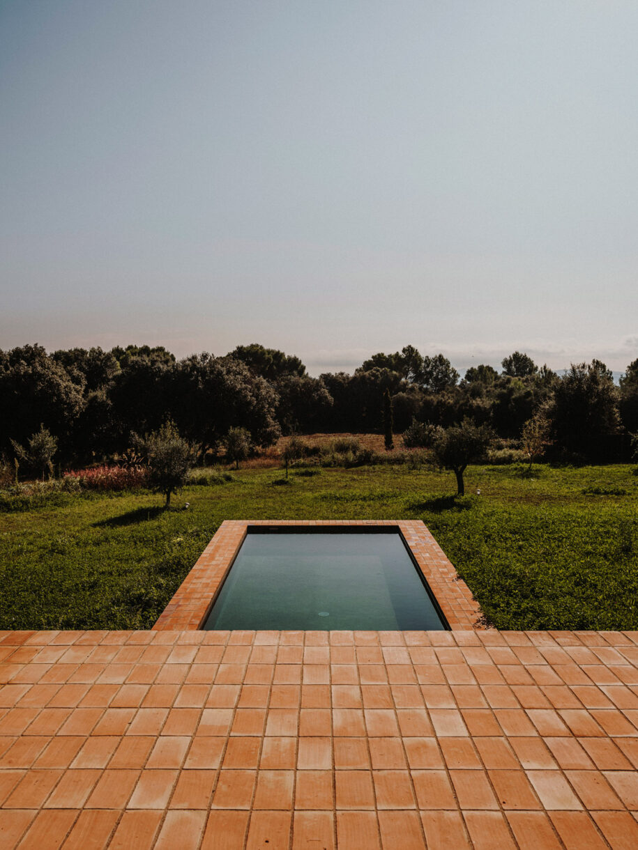 Archisearch Casa Ter: a family house in Baix Empordà, Spain by MESURA