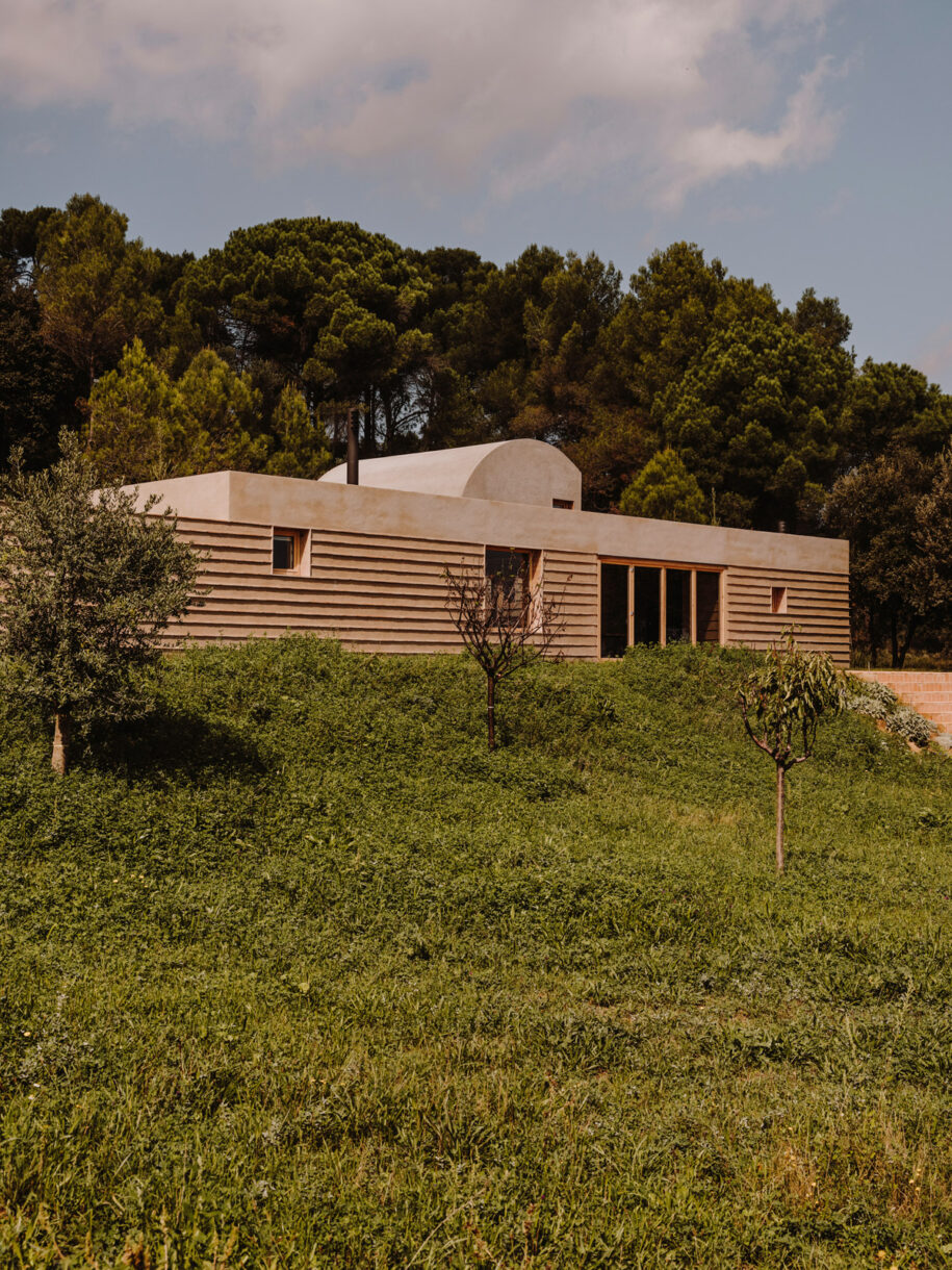 Archisearch Casa Ter: a family house in Baix Empordà, Spain by MESURA