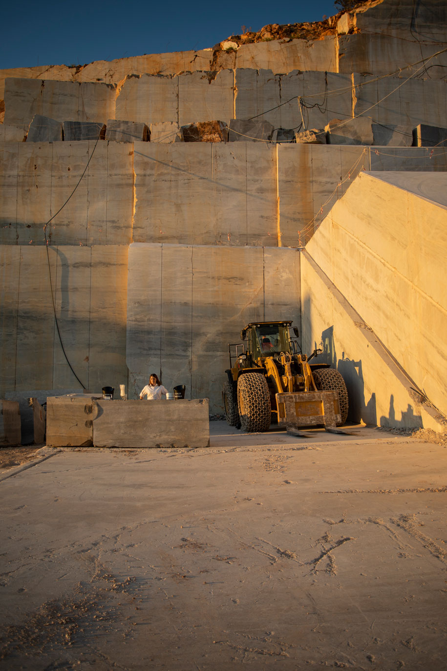 Archisearch Man on the Moon Volume 2: Architects' weekend at the Didima quarry of Marmyk Iliopoulos