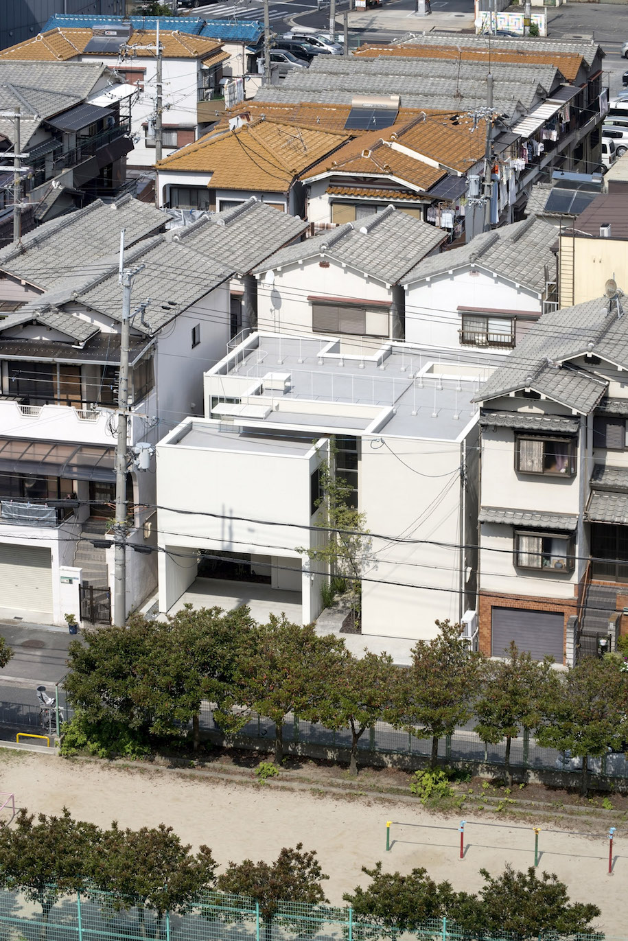 Archisearch House in Matsuyacho / Shogo ARATANI Architect & Associates