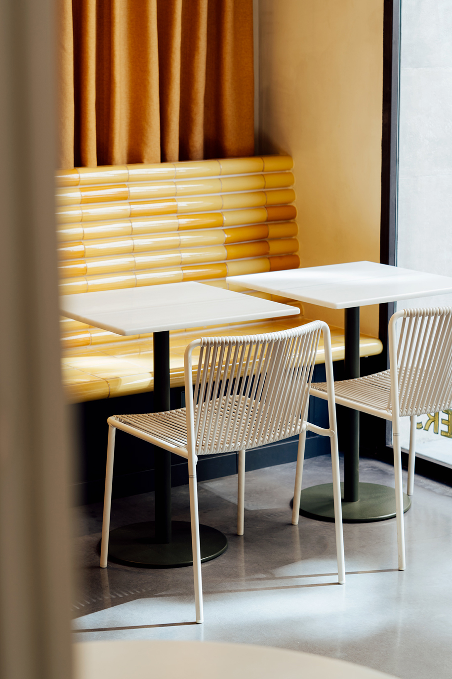 Archisearch AN INDOOR PASSAGEWAY | Bunsen Restaurant by Mesura Architects