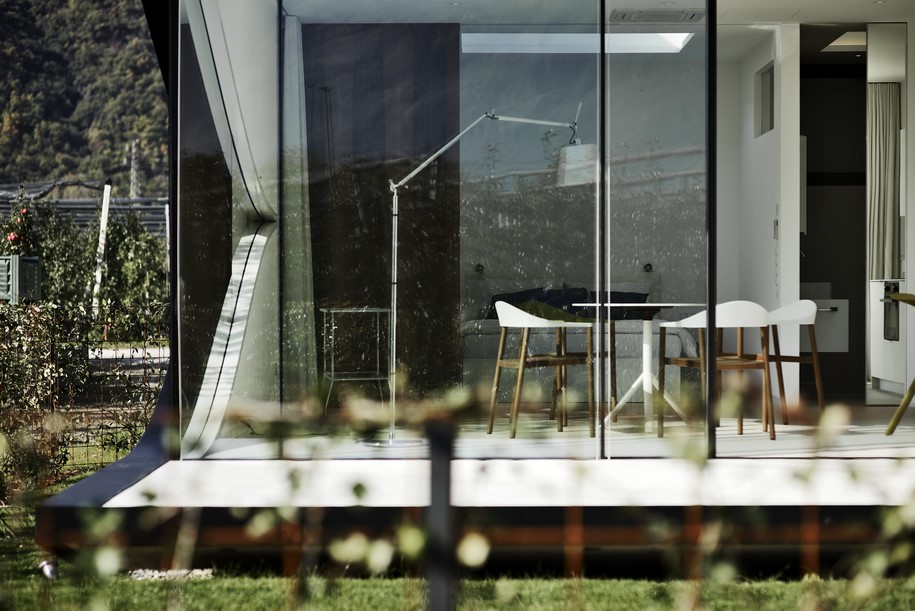 Archisearch The Mirror Houses, designed by Peter Pichler, reflect the surrounding mountains of Bolzano