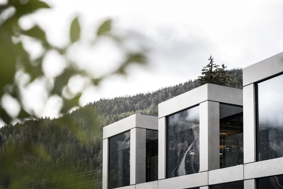 Archisearch Mohr Life Resort : a theatrical spa in Tirol, Austria by noa* (network of architecture)