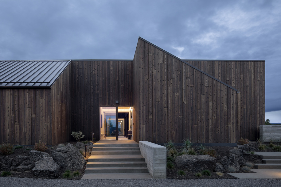 Archisearch Octothorpe House in Oregon USA | by Mork-Ulnes Architects