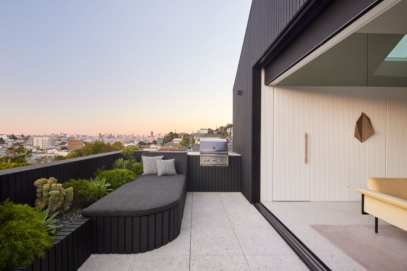 Archisearch The Silver Lining House in San Francisco, USA | by Mork-Ulnes Architects & Alison Damonte