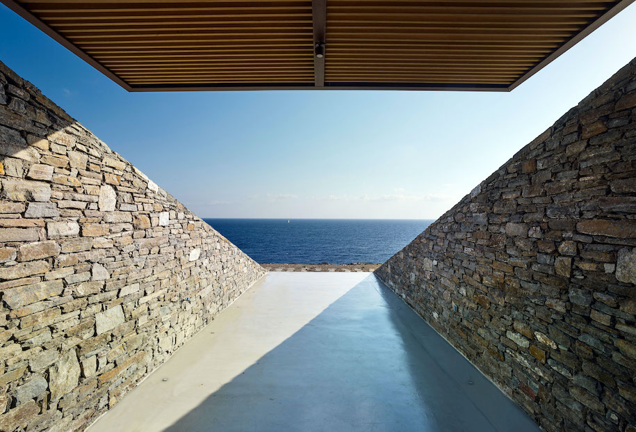 Archisearch nCAVED house in Serifos by Mold architects