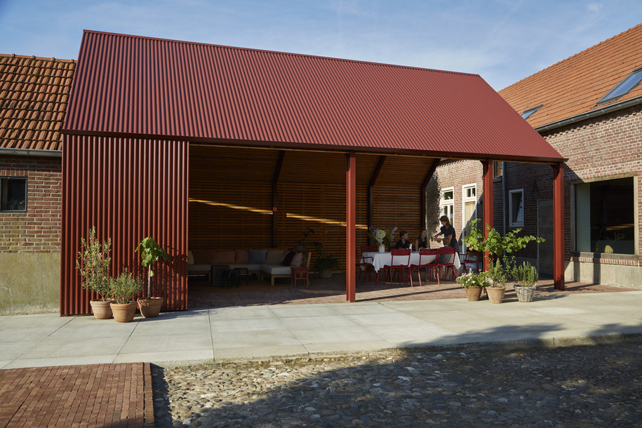 Archisearch Outdoor living space in Nederweert, Netherlands | by De Nieuwe Context architecture office
