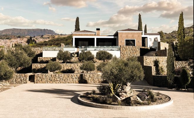 Archisearch - Casa Con Fortezza in Karpathos is a light-shaped residence by EFTEKTON