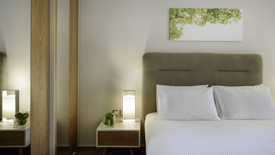 Archisearch Portes Beach Hotel Room 145 enhances the holiday jolly feeling / Aspasia Taka Architects Creative Lab