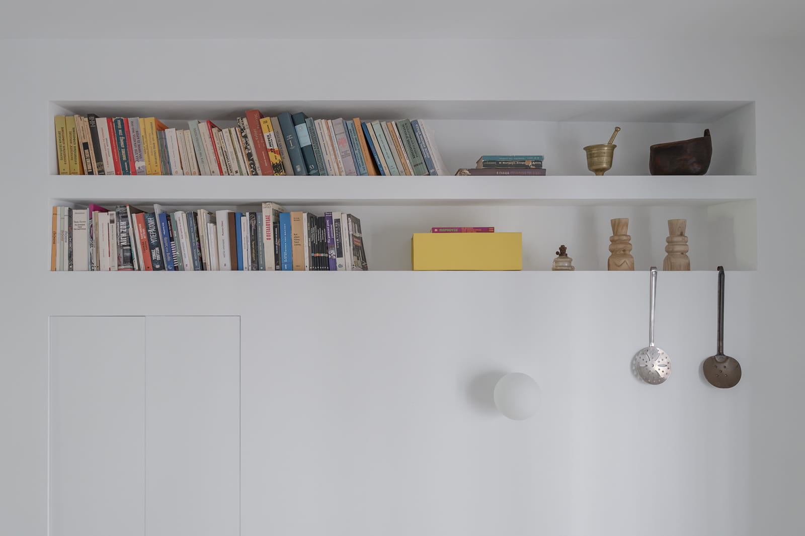 Archisearch More with Less: Studio Lok reconnects an Athenian apartment with the greenery of Finopoulou Hill