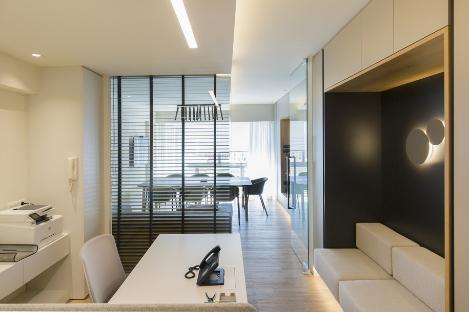 Archisearch Office renovation of 5* Paros Agnanti Hotel in Athens | Link architects