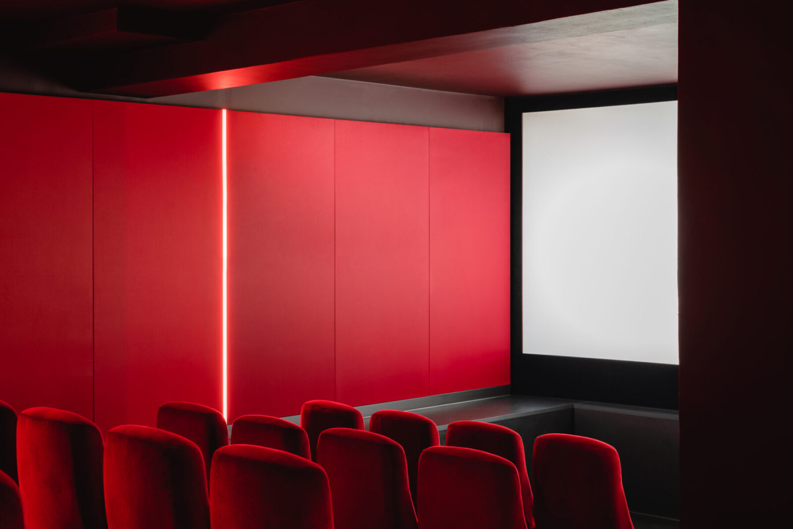 Archisearch BATEK ARCHITEKTEN completes renovation of the historic Yorck Kino Passage cinema in Berlin