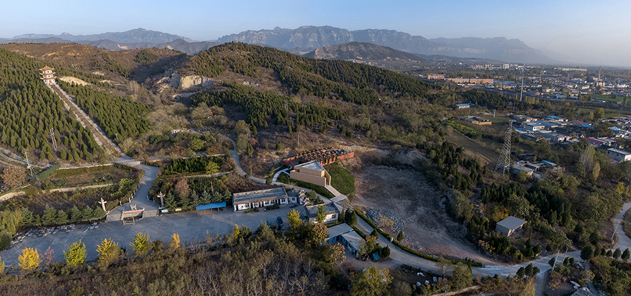 Archisearch Hall of Immortality: a triangle approach of a space devoted to the journey of life at Longshan Cemetery | Studio 10