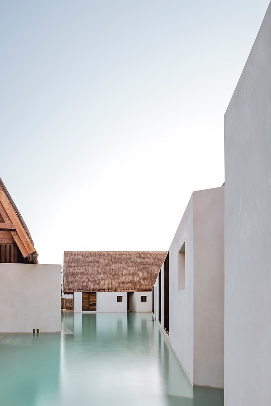 Archisearch PUNTA CALIZA Hotel Holbox by ESTUDIO MACIAS PEREDO takes its cues from the traditional Mayan house